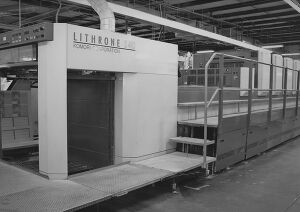 Komori 6 color printing press